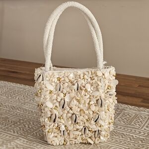 *NWT* Handcrafted in India Mother Of Pearl Shell Beaded Purse